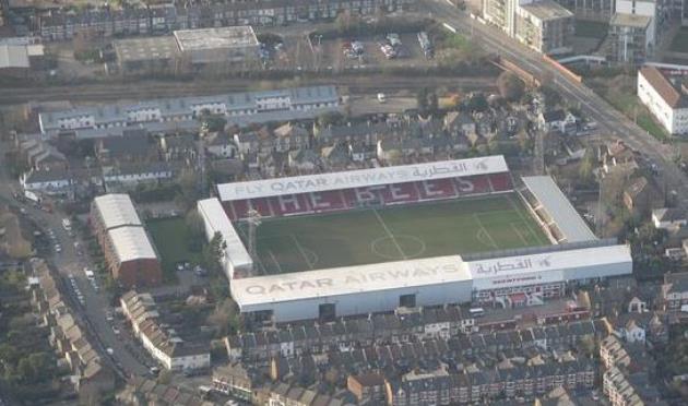 Sân vận động Gtech Community Stadium: Kiệt tác kiến trúc và trái tim của Brentford FC