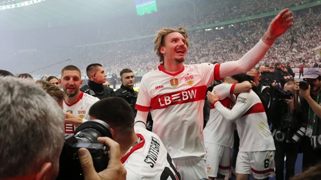 Bayern Munich đối mặt khó khăn trong thương vụ săn đón tiền đạo Nick Woltemade